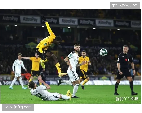 利兹联报价尤尔根拉森狼队欲留队